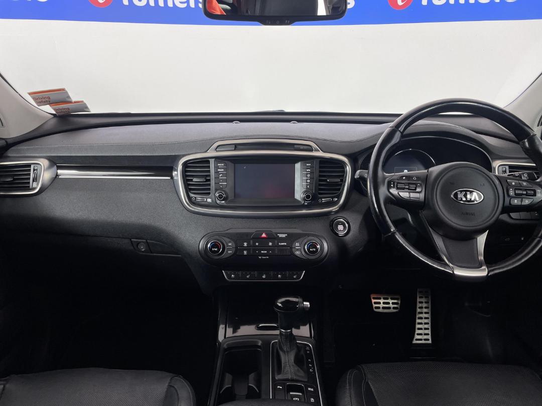 Photo '17' of KIA Sorento Photo '17' of KIA Sorento