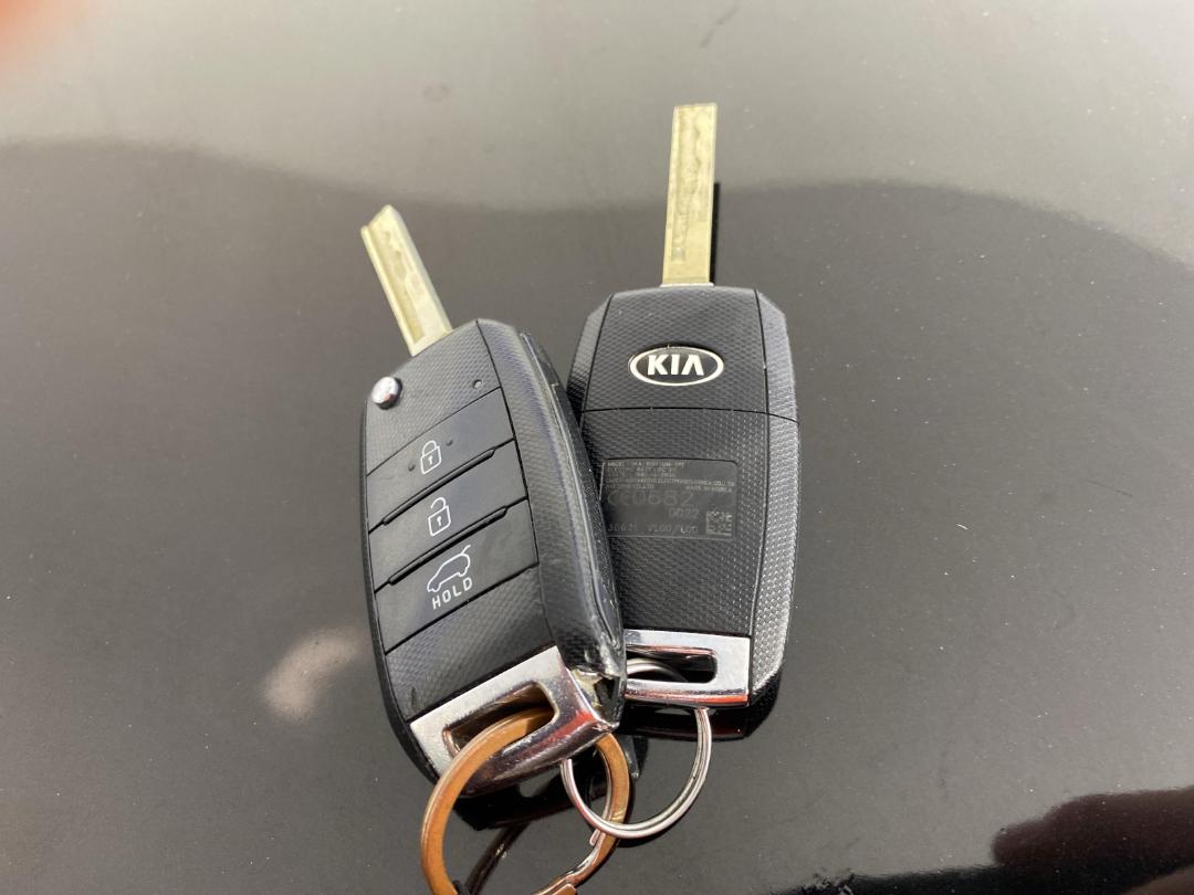 Photo '22' of KIA Sorento Photo '22' of KIA Sorento