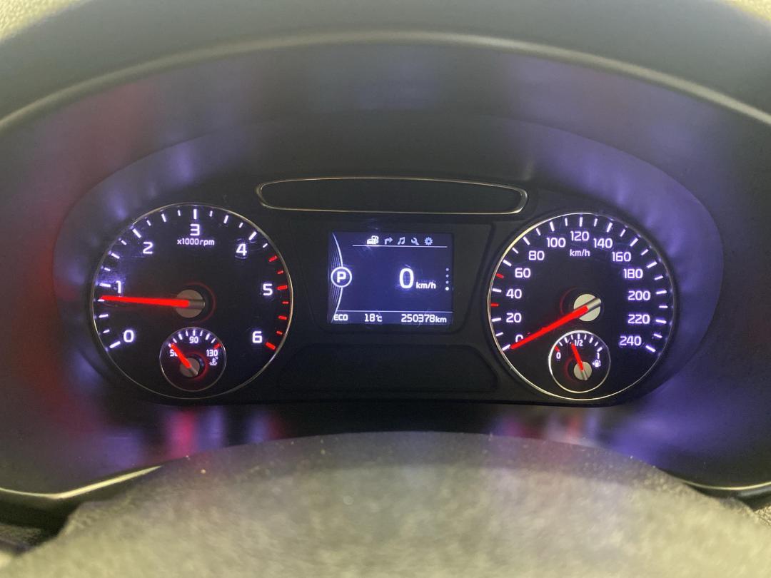 Photo '21' of KIA Sorento Photo '21' of KIA Sorento