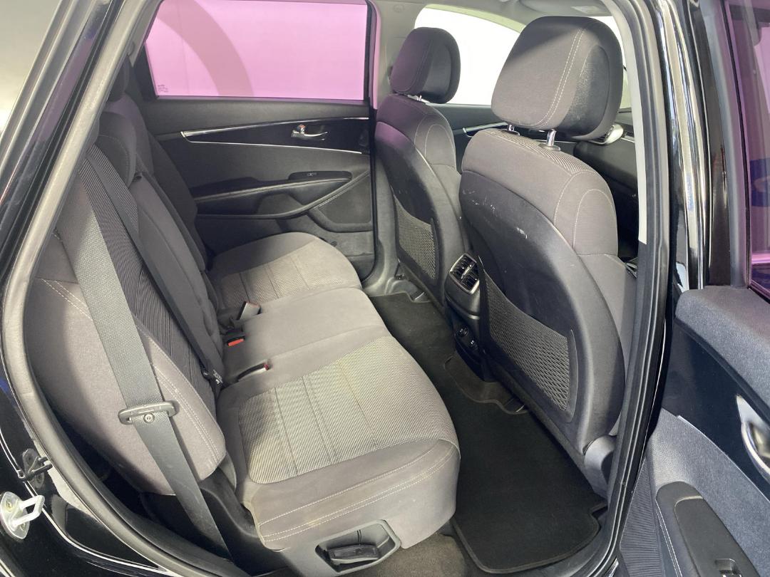 Photo '20' of KIA Sorento Photo '20' of KIA Sorento