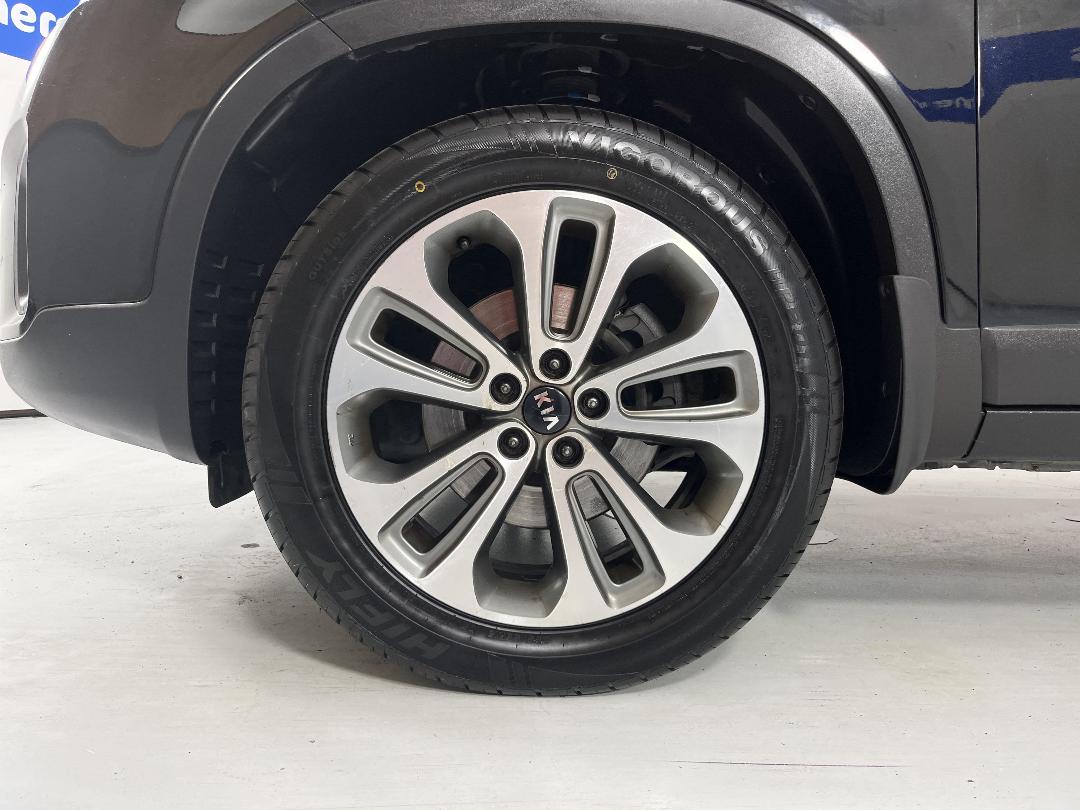 Photo '10' of KIA Sorento