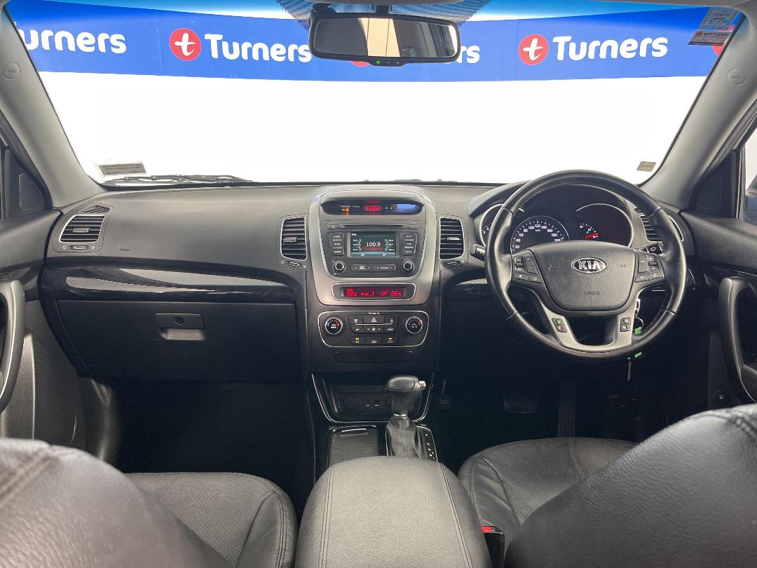 Photo '17' of KIA Sorento