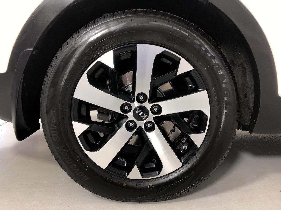 Photo '12' of KIA Sorento Photo '12' of KIA Sorento