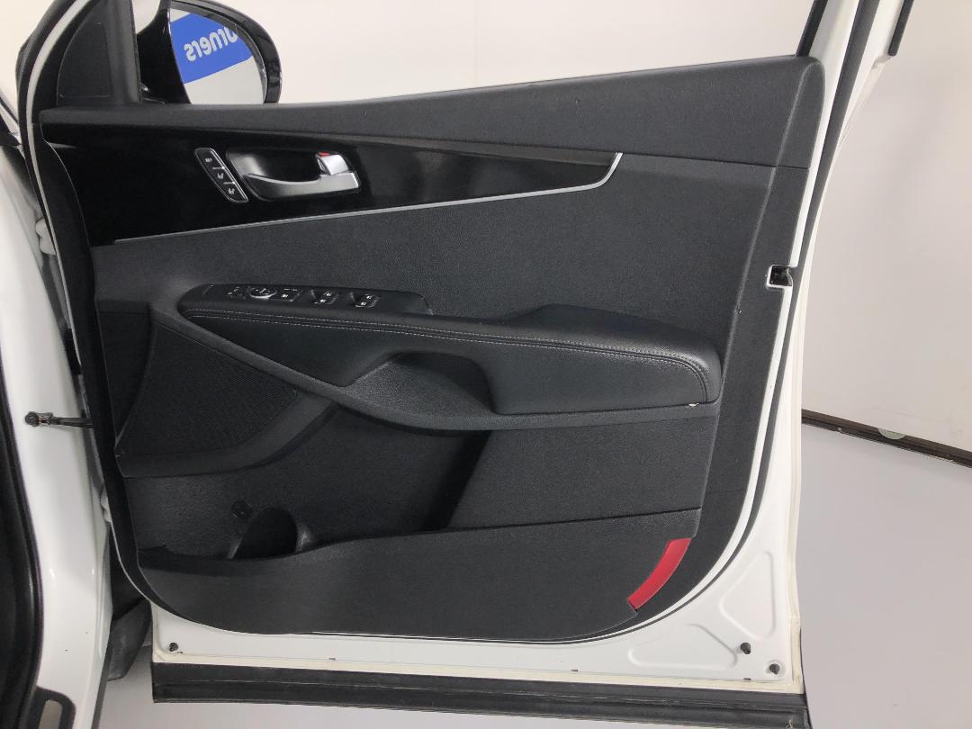 Photo '15' of KIA Sorento Photo '15' of KIA Sorento