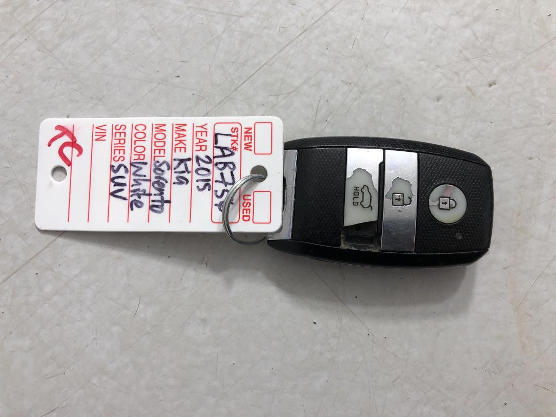 Photo '22' of KIA Sorento Photo '22' of KIA Sorento