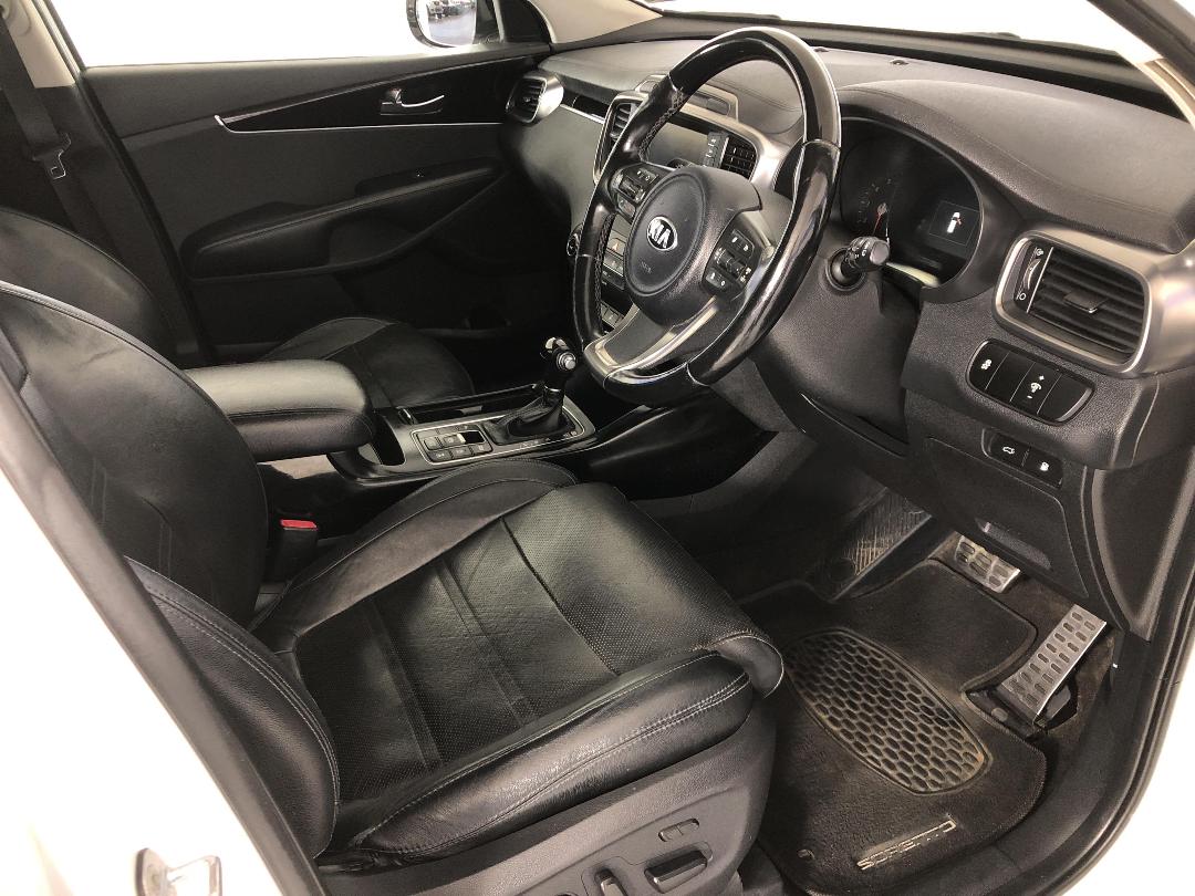 Photo '16' of KIA Sorento Photo '16' of KIA Sorento