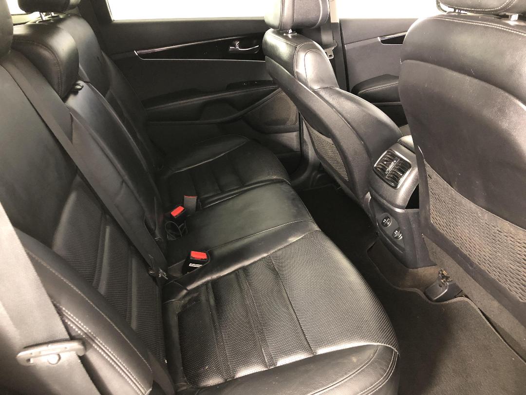 Photo '20' of KIA Sorento Photo '20' of KIA Sorento