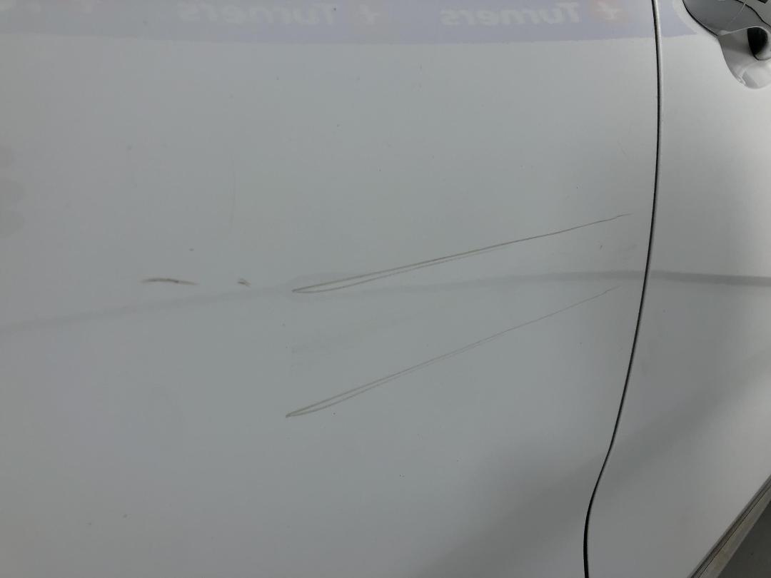 Photo '23' of KIA Sorento Photo '23' of KIA Sorento