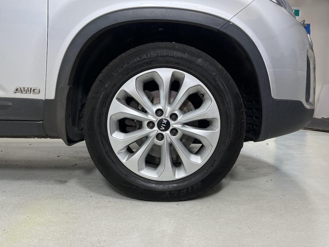 Photo '9' of KIA Sorento