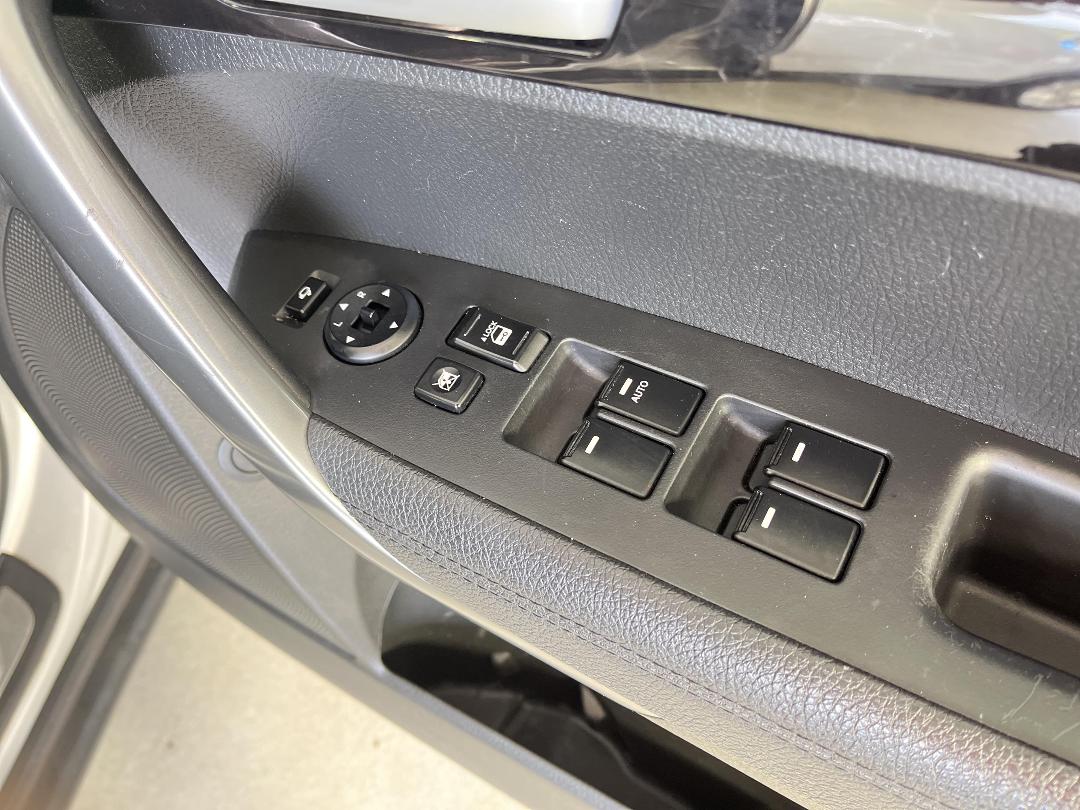 Photo '24' of KIA Sorento