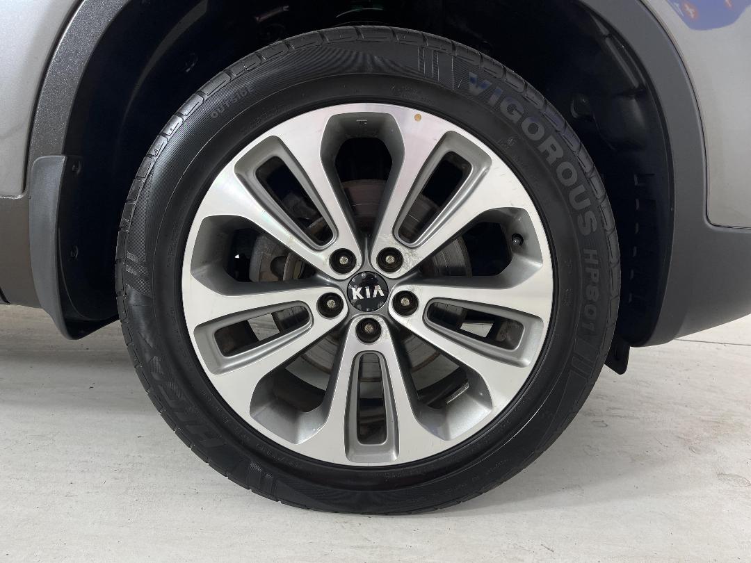 Photo '9' of KIA Sorento