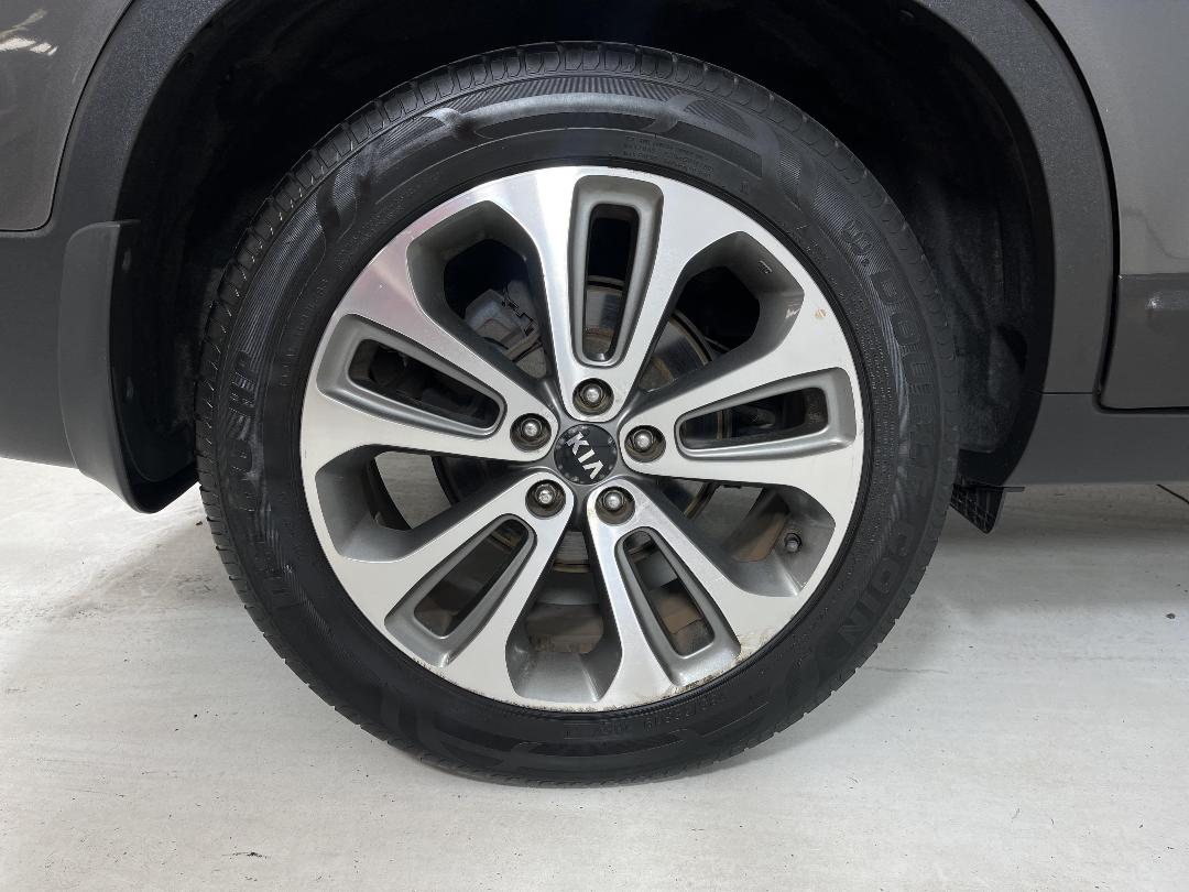 Photo '12' of KIA Sorento