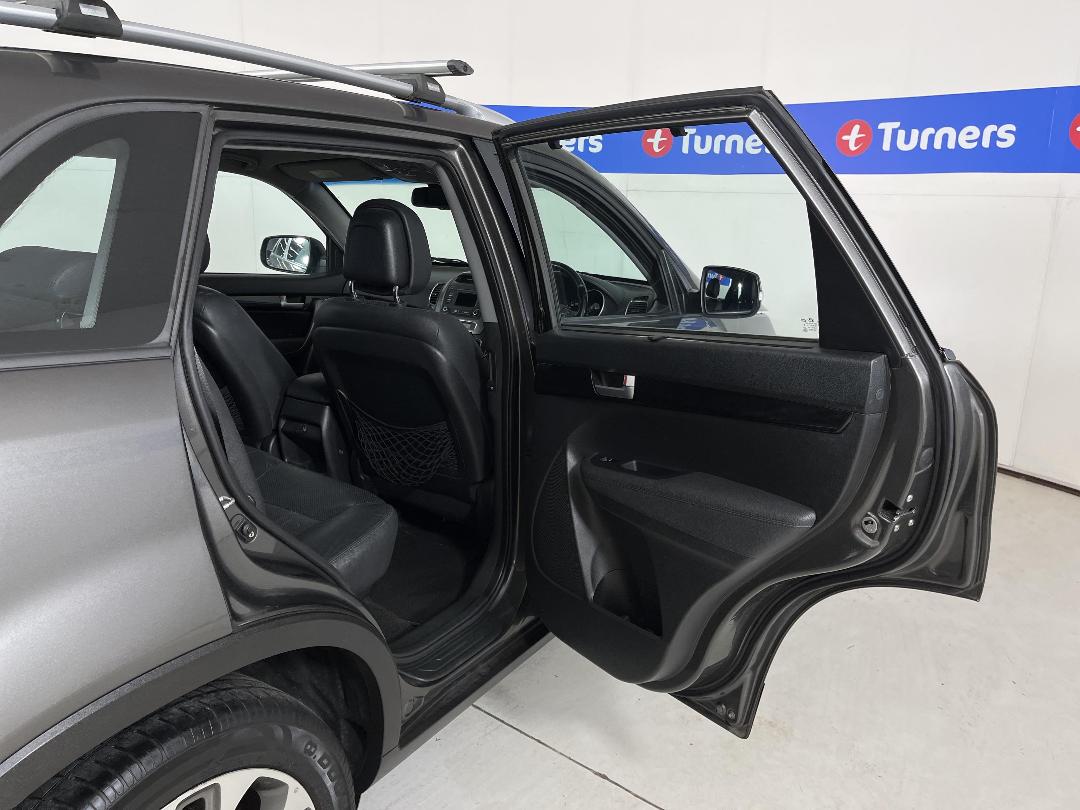 Photo '19' of KIA Sorento