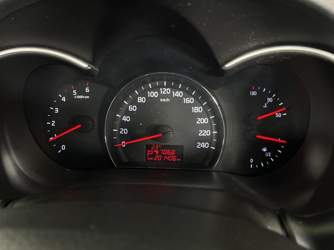 Photo '21' of KIA Sorento