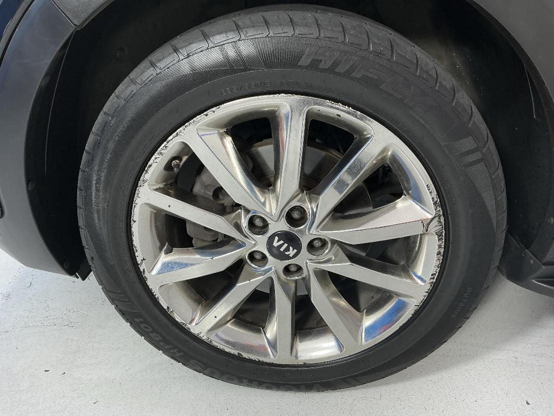 Photo '10' of KIA Sorento