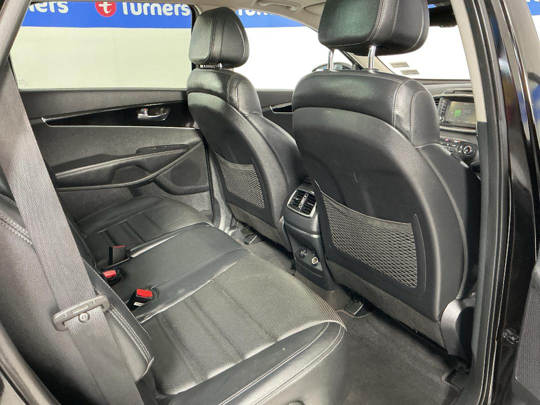 Photo '20' of KIA Sorento