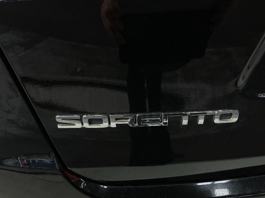 Photo '29' of KIA Sorento
