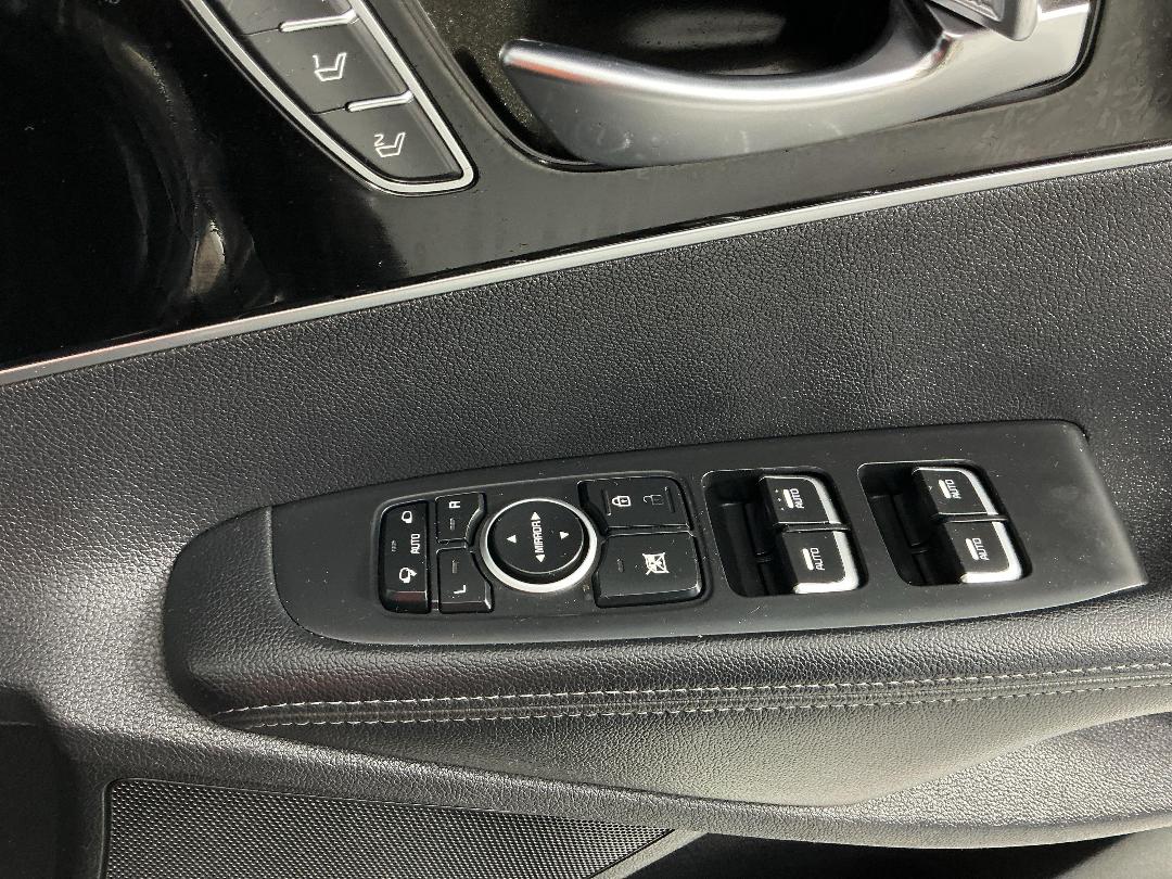 Photo '26' of KIA Sorento