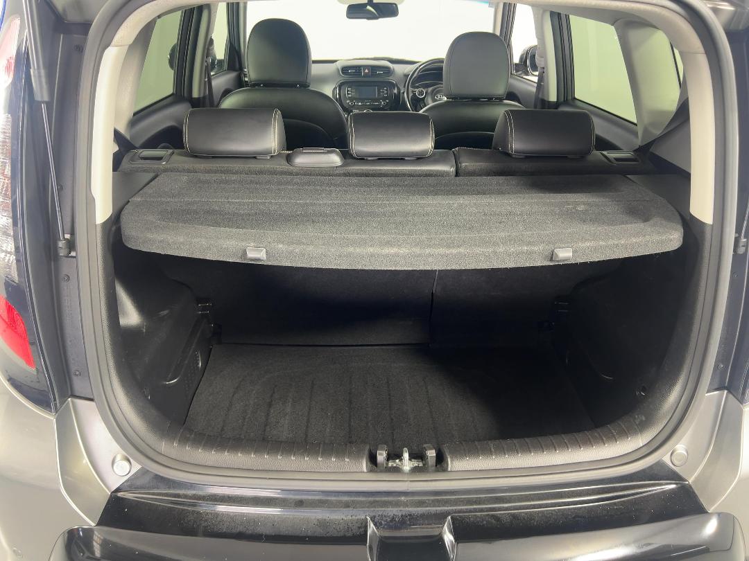 Photo '14' of KIA Soul Photo '14' of KIA Soul