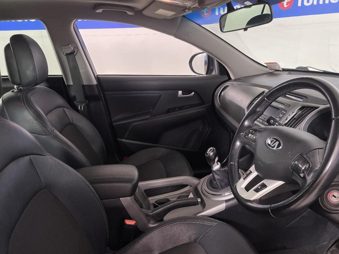 Photo '16' of KIA Sportage Photo '16' of KIA Sportage