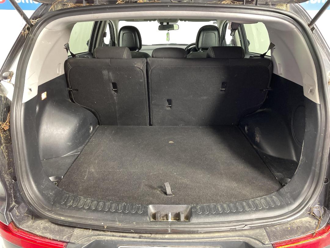 Photo '12' of KIA Sportage Urban SX Photo '12' of KIA Sportage Urban SX