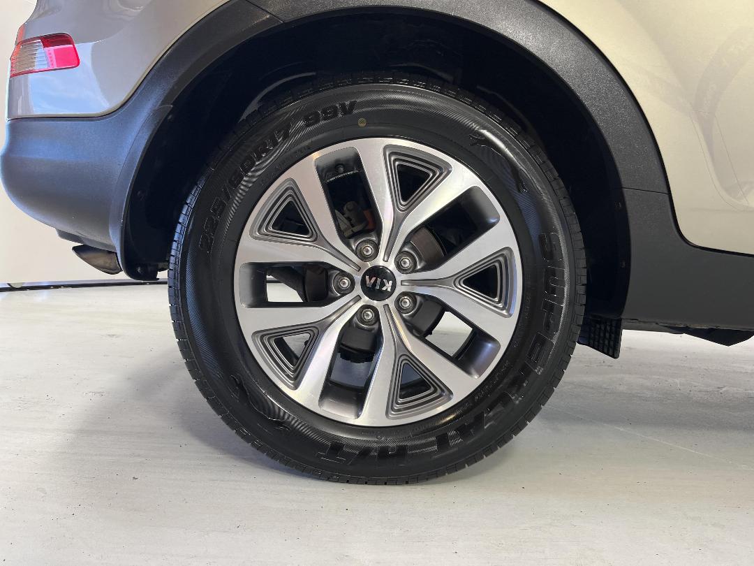 Photo '12' of KIA Sportage Photo '12' of KIA Sportage