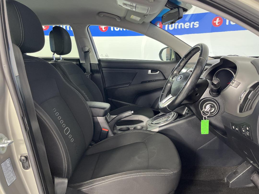 Photo '16' of KIA Sportage Photo '16' of KIA Sportage