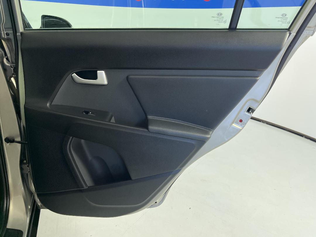 Photo '19' of KIA Sportage Photo '19' of KIA Sportage