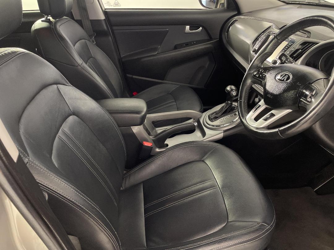 Photo '16' of KIA Sportage Photo '16' of KIA Sportage