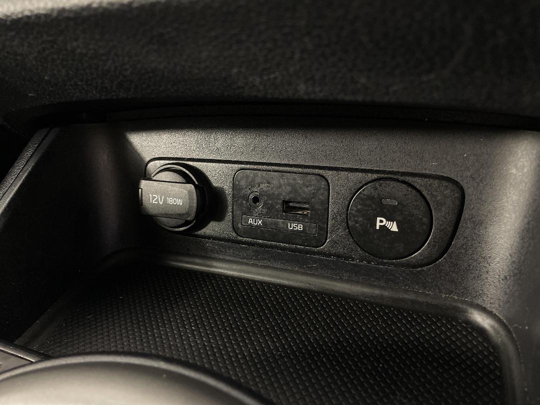 Photo '28' of KIA Sportage Photo '28' of KIA Sportage