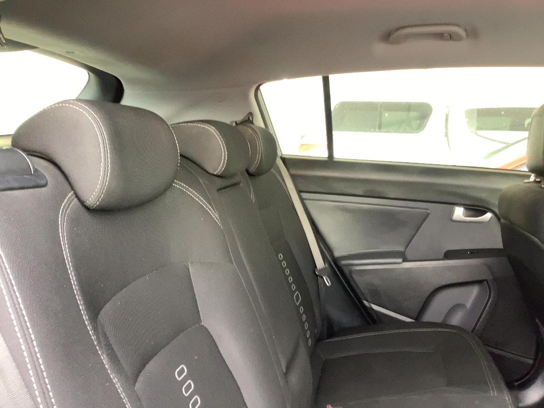 Photo '9' of KIA Sportage Urban EX Photo '9' of KIA Sportage Urban EX