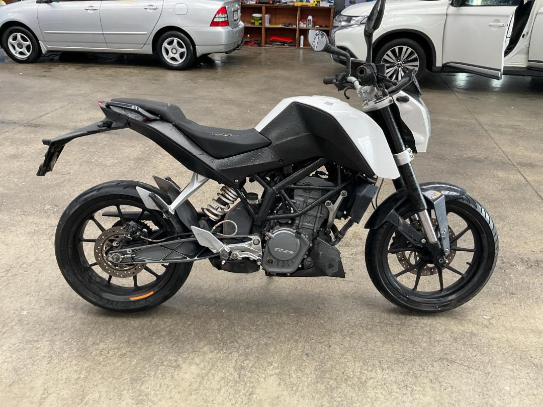 Photo '3' of KTM 200 Duke