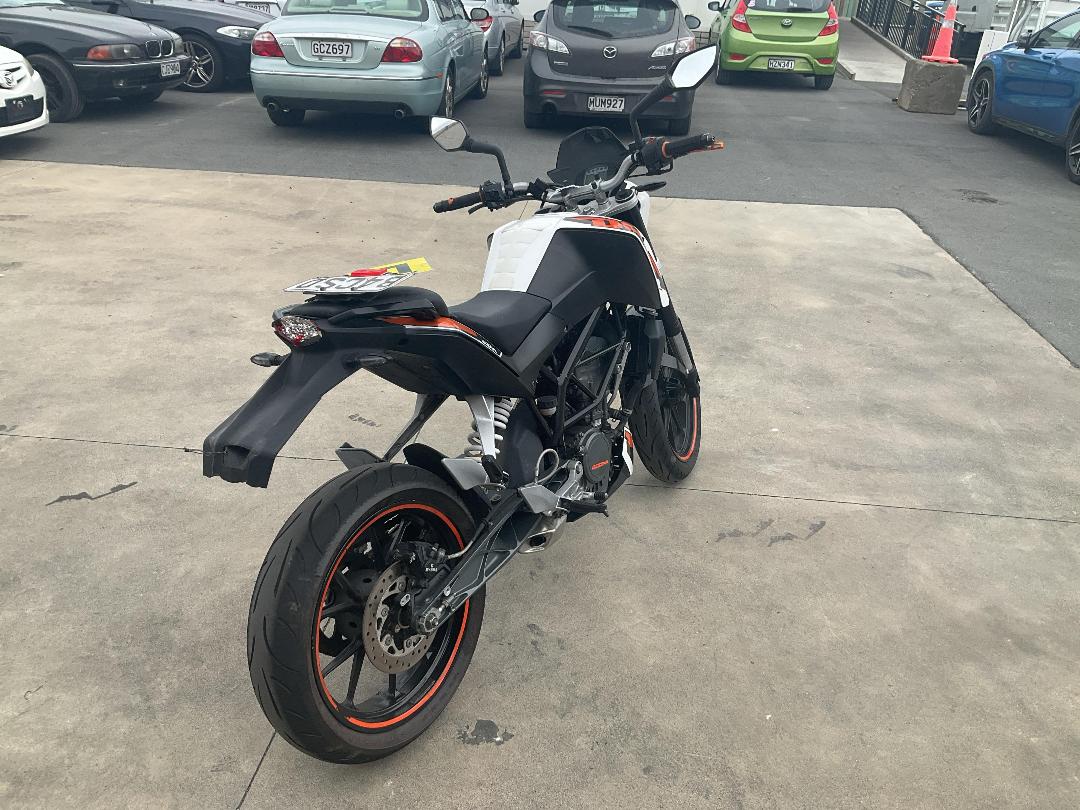 Photo '3' of KTM 200 Duke