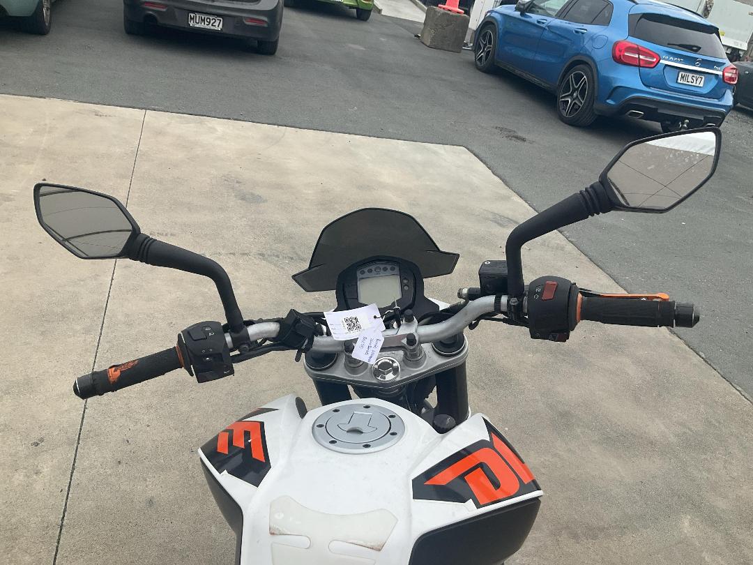 Photo '12' of KTM 200 Duke