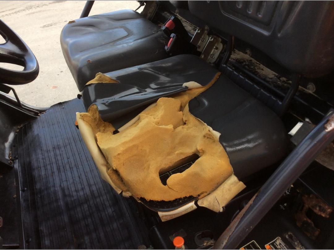 Photo '13' of Kubota RTV-X900 4WD Photo '13' of Kubota RTV-X900 4WD
