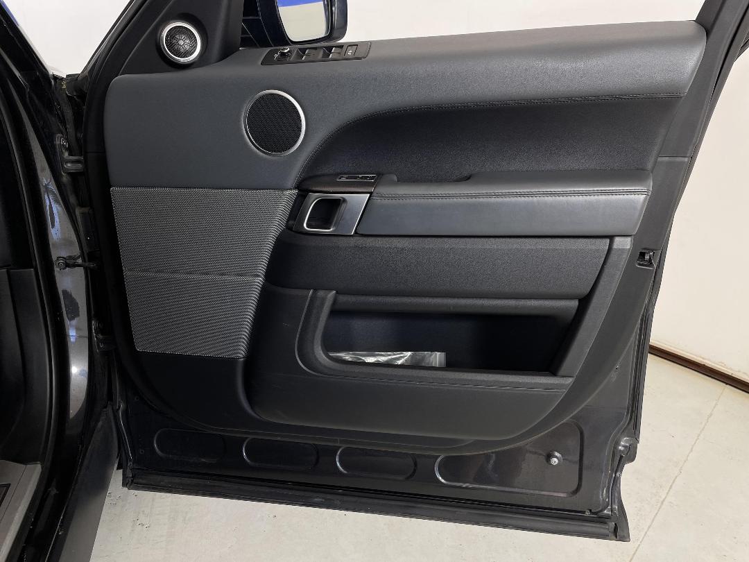 Photo '15' of Land Rover Range Rover Sport