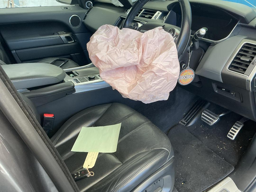 Photo '8' of Land Rover Range Rover Sport V8 SC HSE Dynamic