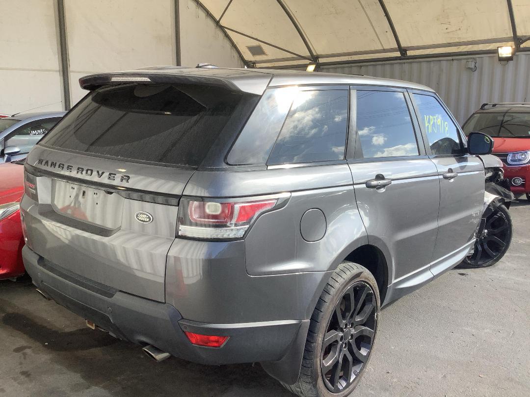 Photo '8' of Land Rover Range Rover Sport V8 SC HSE Dynamic