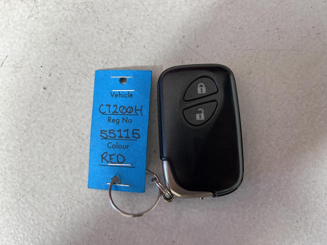 Photo '22' of Lexus CT200H