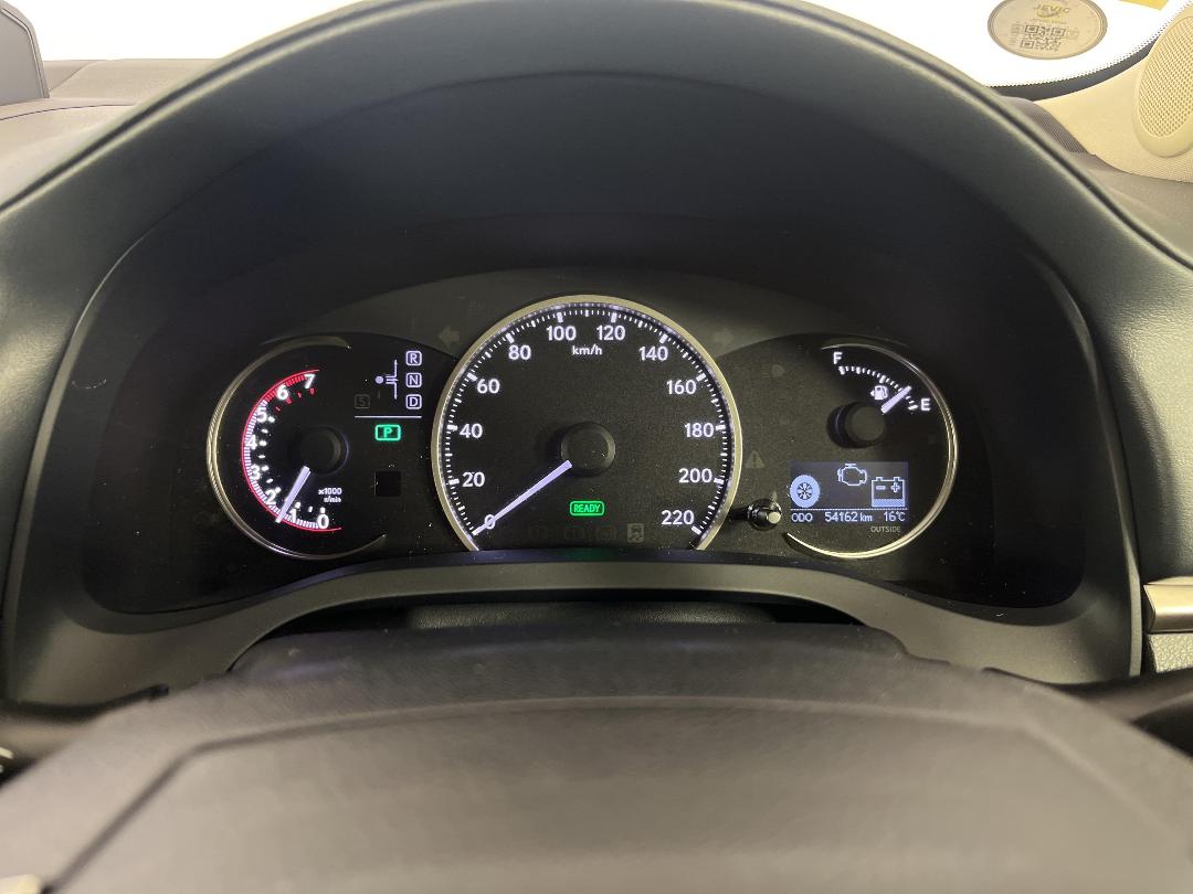 Photo '21' of Lexus CT200H