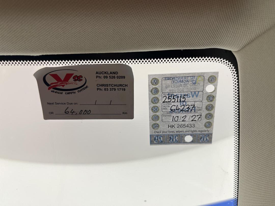 Photo '25' of Lexus CT200H