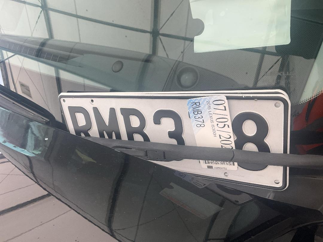 Photo '25' of Lexus IS300H