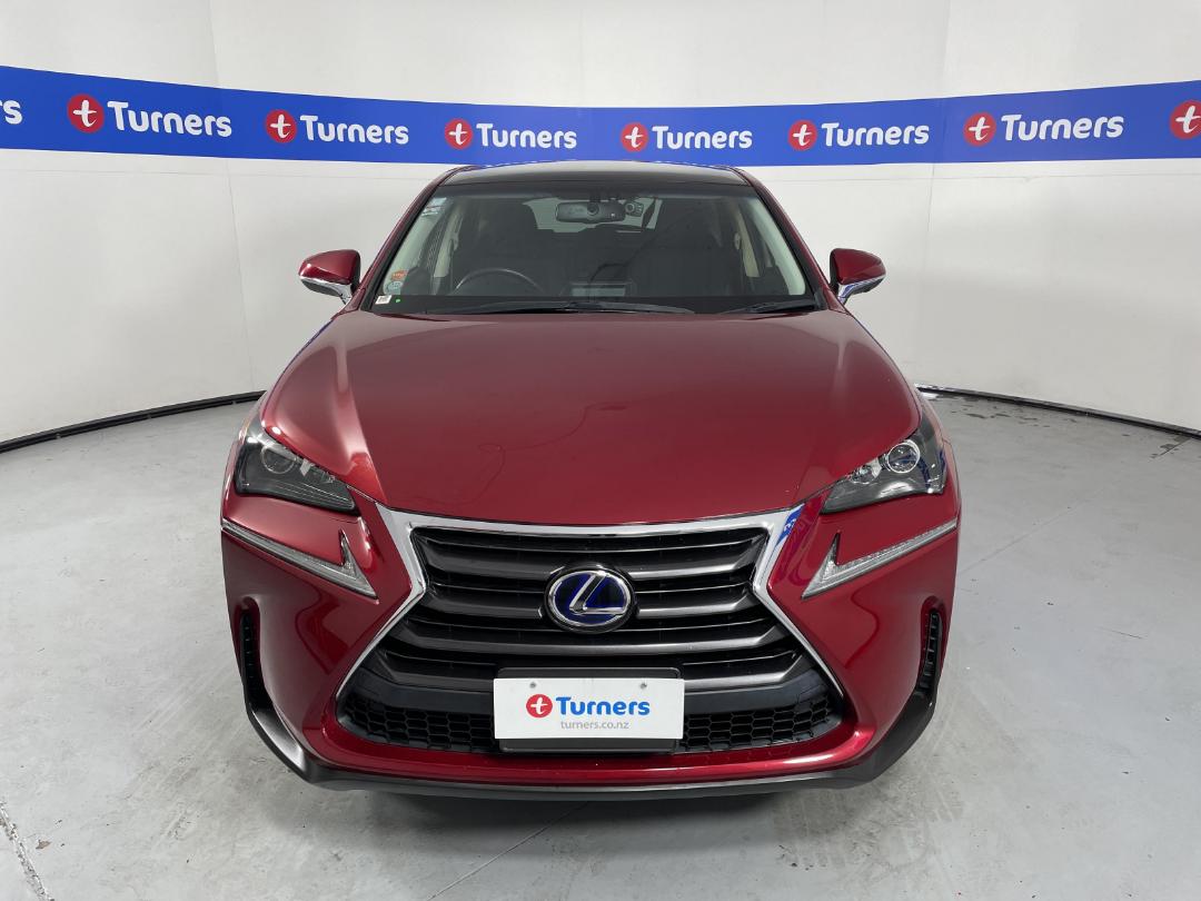 Photo '2' of Lexus NX300H