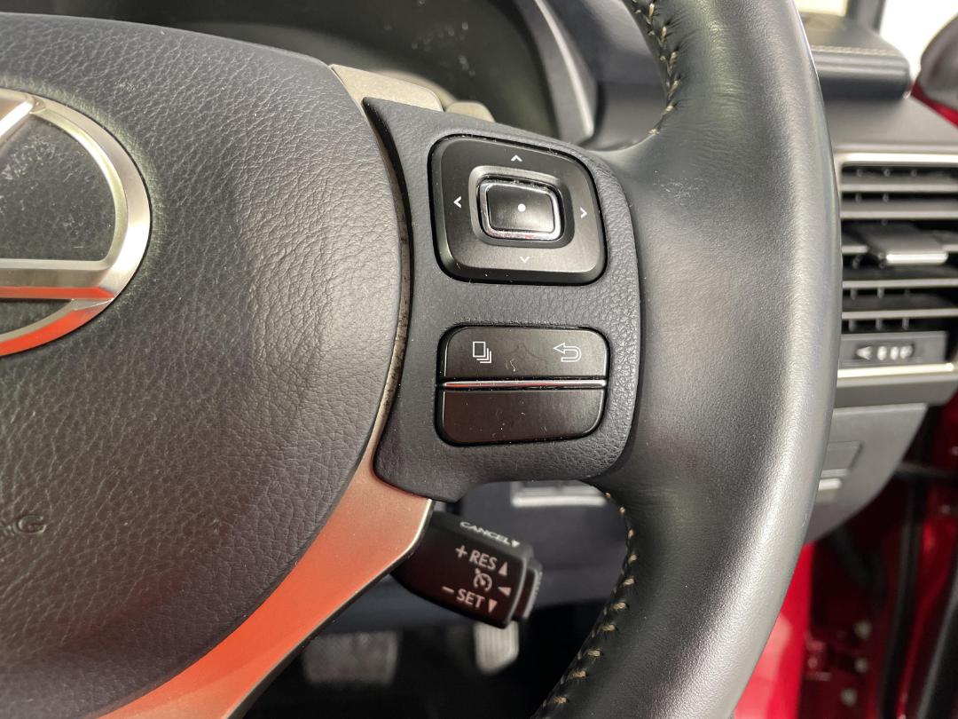 Photo '29' of Lexus NX300H