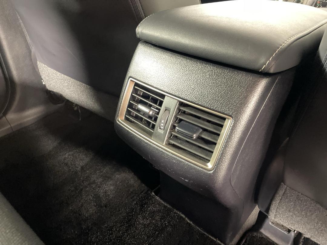 Photo '34' of Lexus NX300H