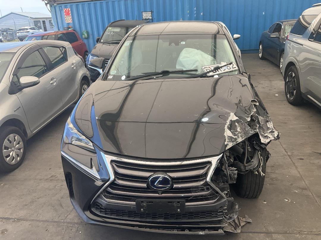 Photo '4' of Lexus NX300H Photo '4' of Lexus NX300H