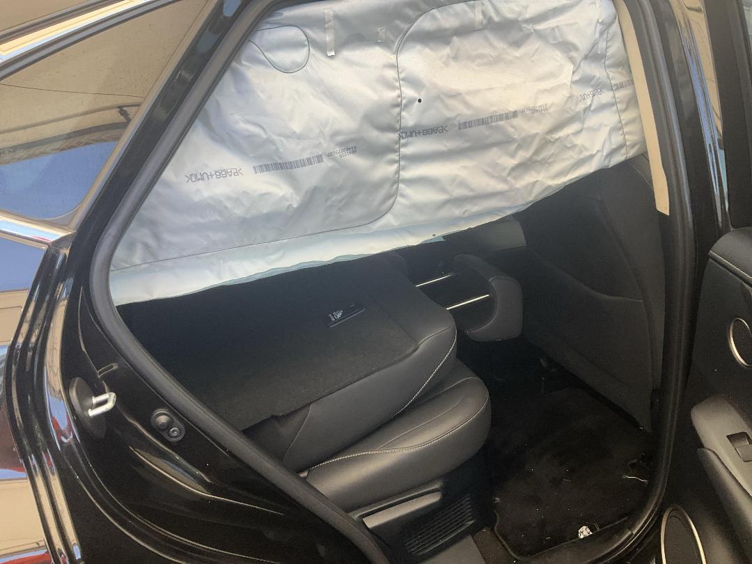 Photo '19' of Lexus NX300H Photo '19' of Lexus NX300H