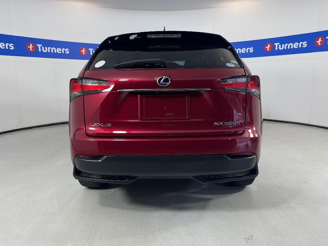 Photo '6' of Lexus NX300H