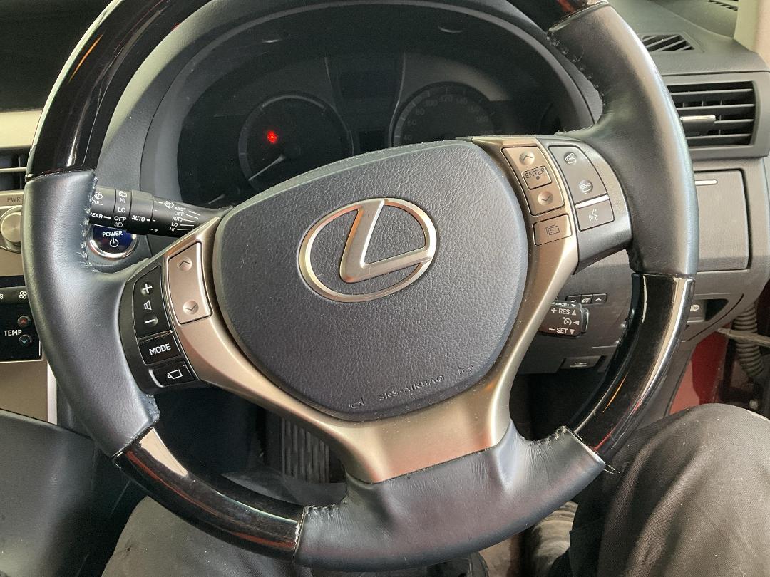 Photo '27' of Lexus RX450H Photo '27' of Lexus RX450H