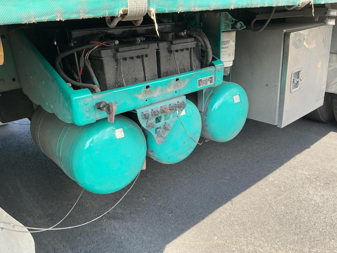 Photo '26' of MAN TGX Curtain/Solid